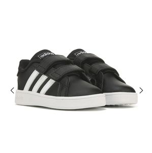 Boy's/Toddler (10) Adidas Grand Court Sneaker